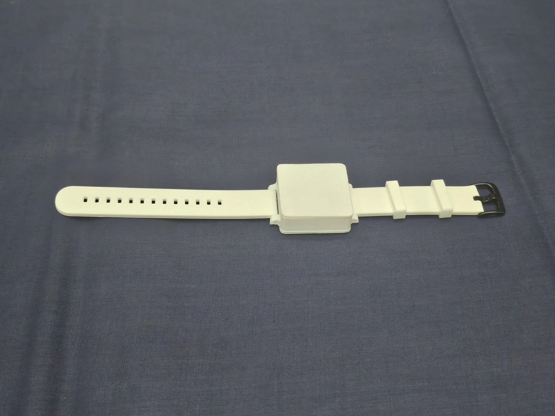3D-printed band with mounting clip