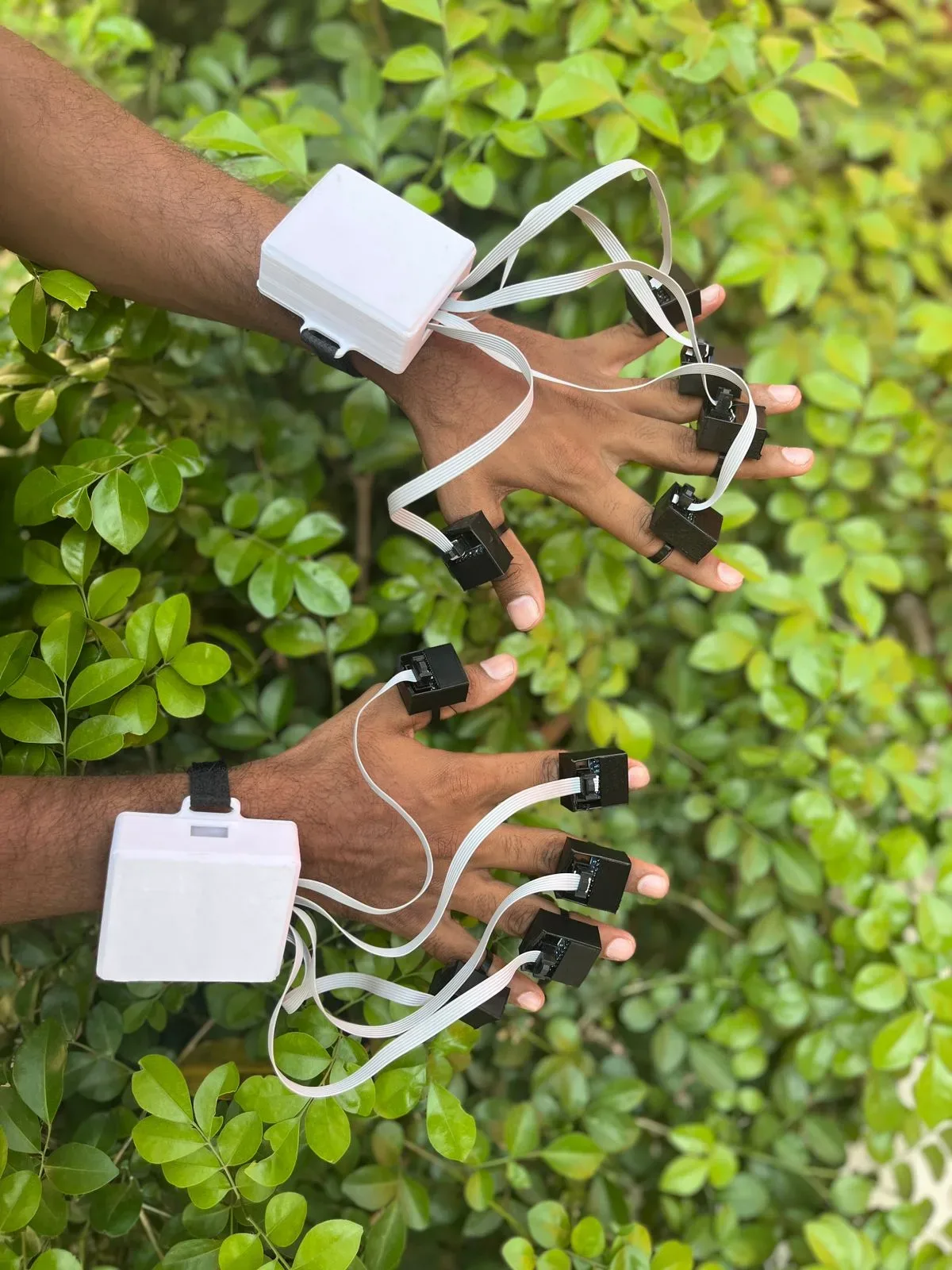 Voicer wrist prototype worn on the arm outdoors